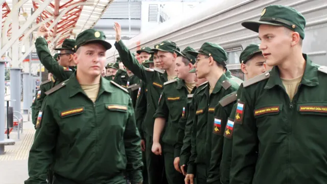 В Татарстане запустили акцию «Приведи друга в военкомат»