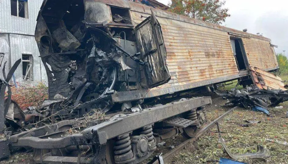 Последствия удара по грузовым составам ВСУ на ж/д станции в Харькове