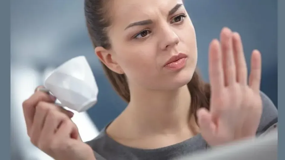 Врач рассказал, о чем сигнализируют бледные ногти