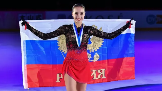 Олимпийская чемпионка Алина Загитова решила покинуть Россию
