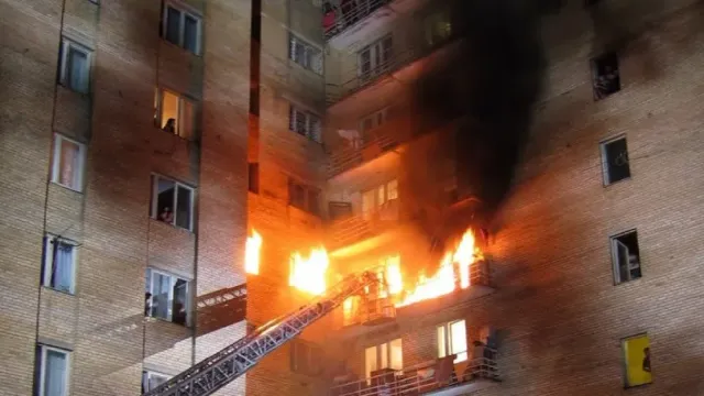 Огнестрел и поджог в Московской квартире: СК разбирается в причинах семейной ссоры