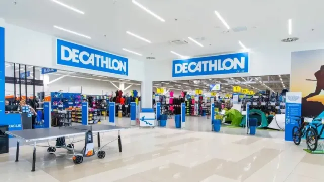 Decathlon нашла покупателей на все свои магазины в России, сделка оформлена