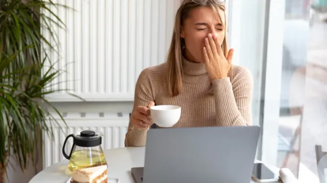 Стало известно, как сонливость днем и бессонница влияют на давление