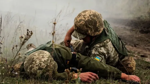 РВ: Спецназ ВСУ "Волки да Винчи" показал эвакуацию раненых под огнем ВС РФ из Артемовска