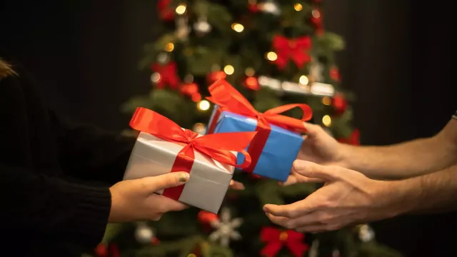 Россиянам рассказали, как выбрать лучший подарок на Новый год