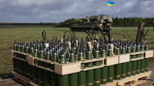Экс-офицер США: переданные Киеву кассетные боеприпасы сгнили из-за старости