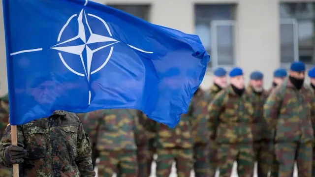 Objective.BG: в Болгарии замечена колонна военной техники НАТО, направляемая ВС Украины