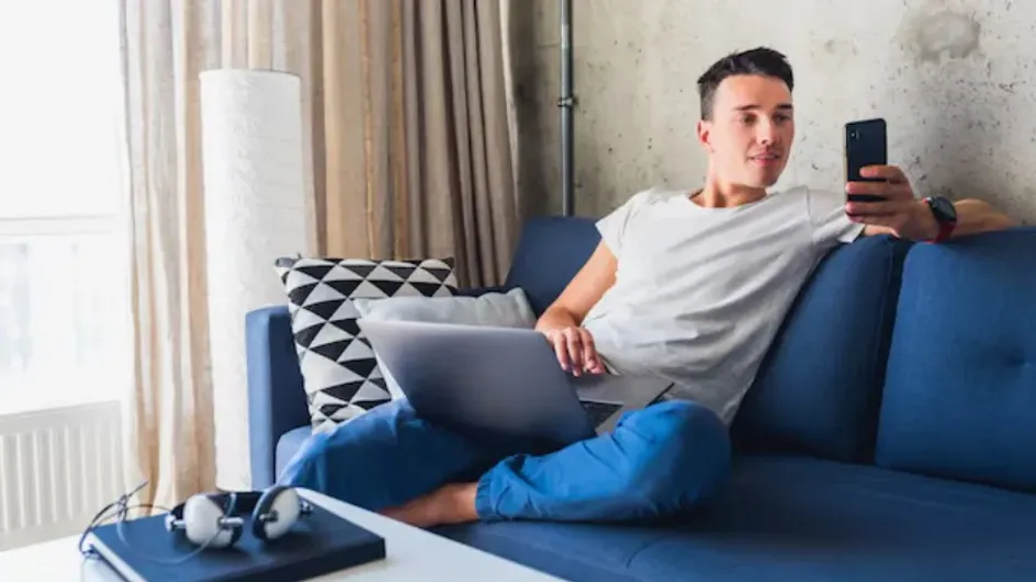 Молодым россиянам назвали скрытую опасность сидячего образа жизни