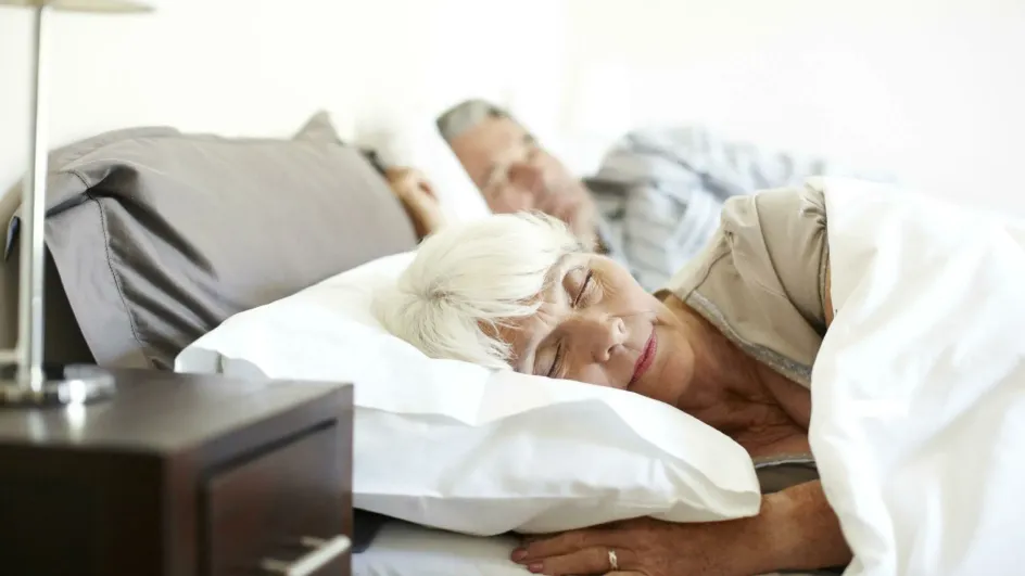 Пожилым людям назвали приятный способ улучшить память и сон