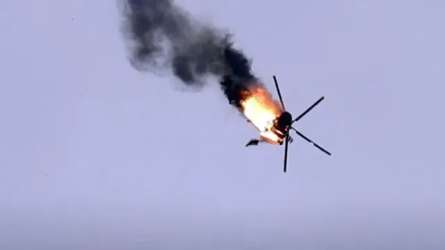 РВ: Расчёт ПЗРК "Игла" ВС РФ сбил вертолёт Ми-8 ВВС Украины на Авдеевском направлении