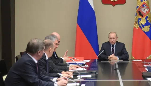 Песков анонсировал оперативное совещание Владимира Путина с членами Совбеза