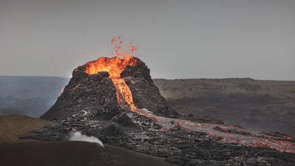 Nature: жизнь на Земле могла зародиться около 4 млрд лет назад благодаря вулканам