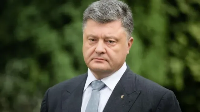РВ: Экс-президент Украины Порошенко отправил гуманитарную помощь бойцам ВС РФ