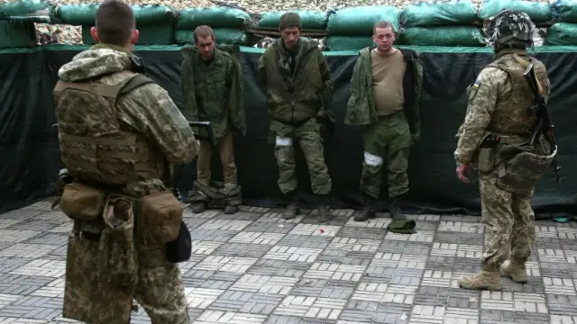 Вернувшийся из украинского плена военнослужащий ВС РФ Блошенко сообщил о пытках в плену