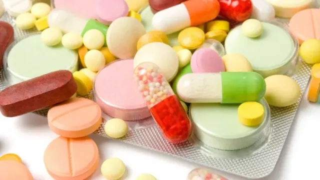 Терапевт Елфимова сообщила, что аспирин, капотен и анальгин могут быть опасны для здоровья