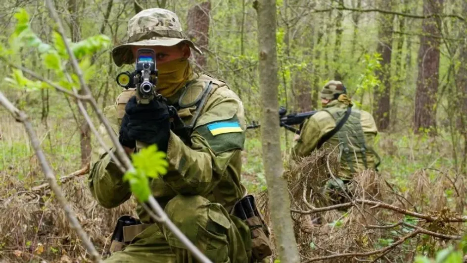 В городе Запорожье шьют поддельную военную форму РФ для диверсантов ВСУ