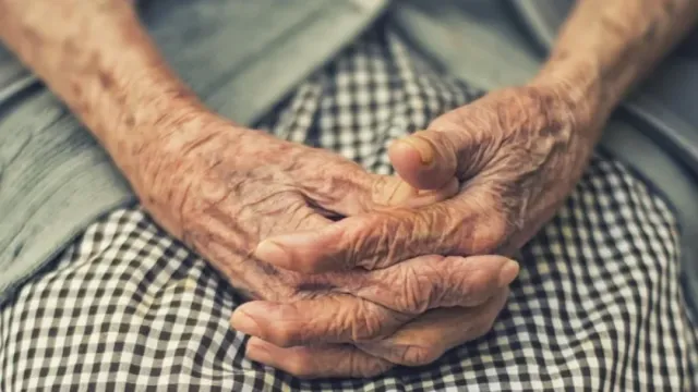 Newsweek: американка 97 лет назвала секретом долголетия нездоровый образ жизни