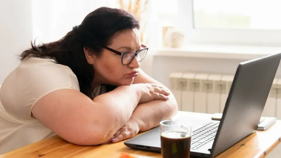 Россиянам назвали простой способ защитить сосуды от вреда сидячего образа жизни Россиянам назвали простой способ защитить сосуды от вреда сидячего образа жизни