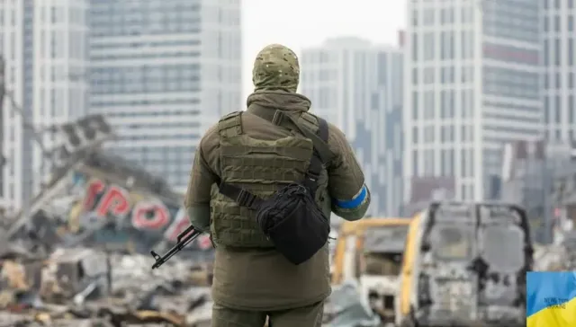 Девушка из Киева случайно сняла на видео момент прилета ракеты