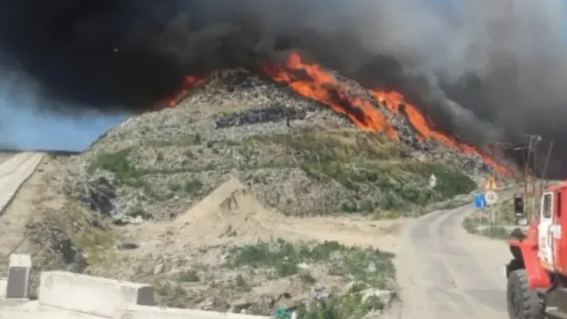 Пожар на калининградской свалке тушили неделю