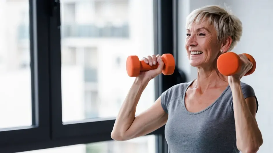 Назван способ снизить риск деменции после 65 лет