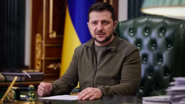 МК: Президент Украины Зеленский отреагировал на военный мятеж Пригожина в России