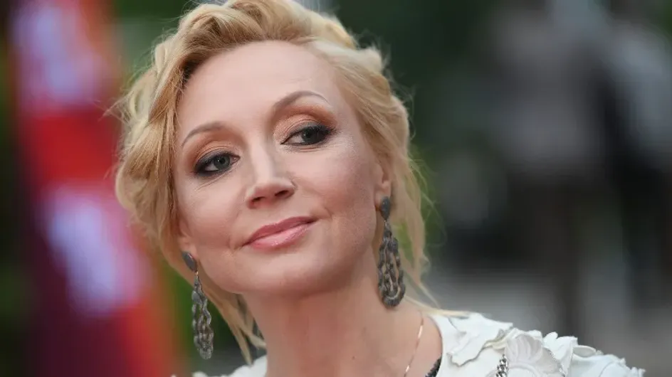 Уехавшая в США певица Кристина Орбакайте появилась на "Песне года" в Москве
