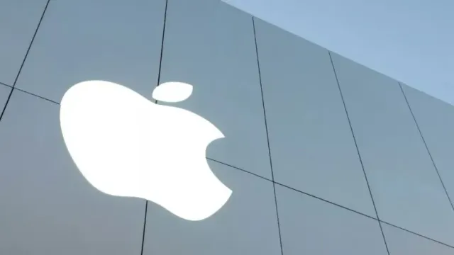 Корпорация Apple предъявила иск в 5 млн рублей бизнесвумен из Орла