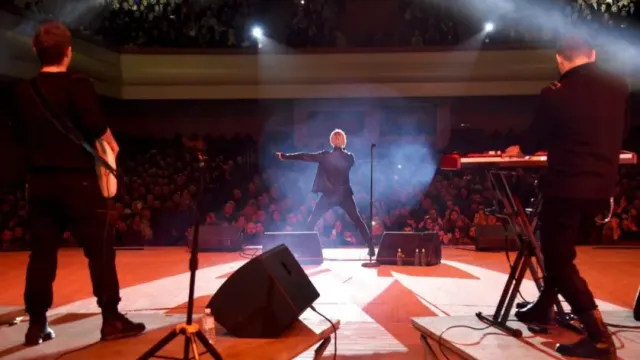 SHAMAN наконец-то выступил на Донбассе: он показал фото с концертов в Мариуполе и Луганске