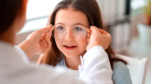 Ученые назвали причину быстрого роста случаев близорукости