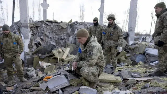Армия России уничтожила 20 боевиков ударом по общежитию в Славянске
