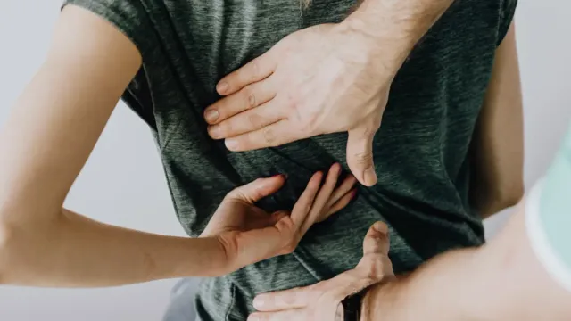 Найдена неожиданная причина появления хронических болей в области поясницы