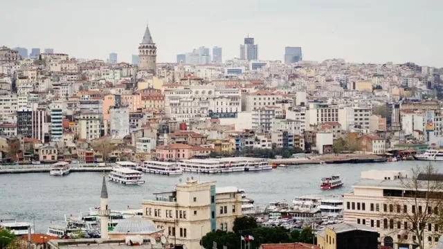В Турции решили рассказать о проблемах бизнеса в Стамбуле из-за нехватки туристов