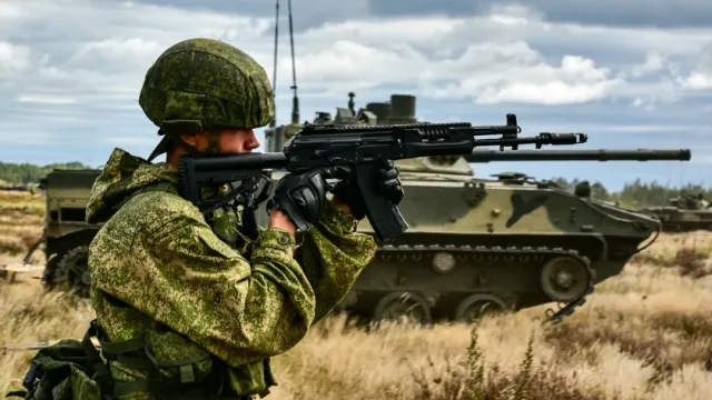 РВ показала кадры атаки группировки "Отважных" на окопы врага под Кременной