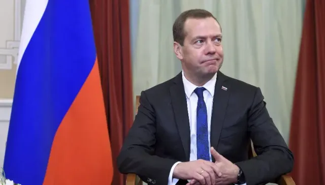 СБУ объявила Дмитрия Медведева и Марию Захарову в розыск
