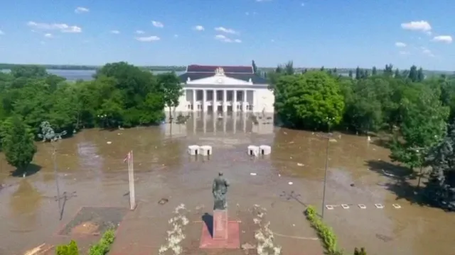 Названы предполагаемые виновники разрушения Каховской ГЭС