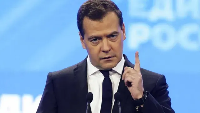 «Чтобы они подтёрлись своим поганым расчётом»: Дмитрий Медведев прокомментировал заявление МИД...