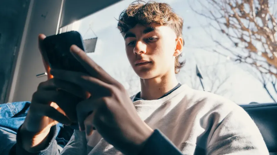 Психолог рассказал, какие люди больше склонны к отношениям с ИИ Психолог рассказал, какие люди больше склонны к отношениям с ИИ