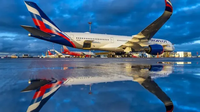 РИАН: «Аэрофлот» раскрыл подробности о посадке самолета в Южно-Сахалинске