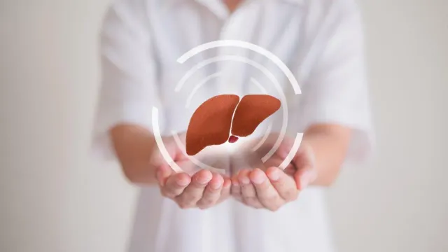 Врач объяснила, нужно ли устраивать печени детокс