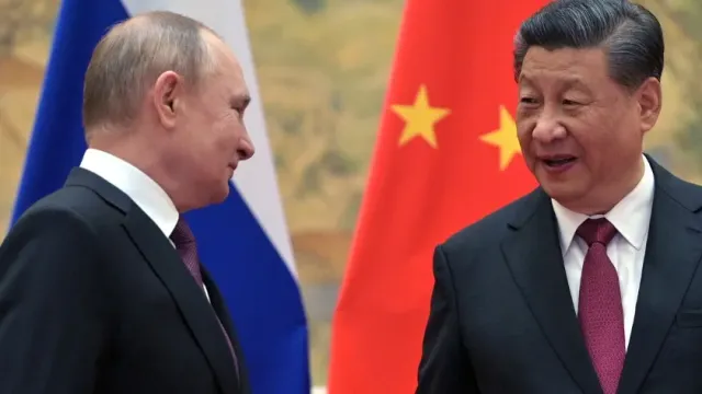 "Правда.ру": Время убеждений закончилось, а Путин и Си не едут на саммит G20