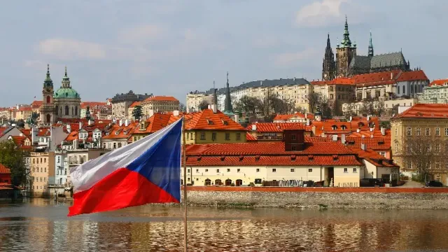 МК: гражданин Чехии жестоко избил украинок, узнав откуда они