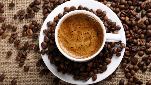 Диетолог РФ Дюваль проинформировала о негативном влиянии кофе на нервную систему и сосуды