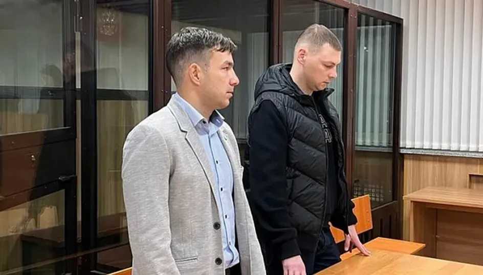 Блогера Анатолия Гомзякова, обвиняемого в убийстве Алексея Хребтова, снова оправдали