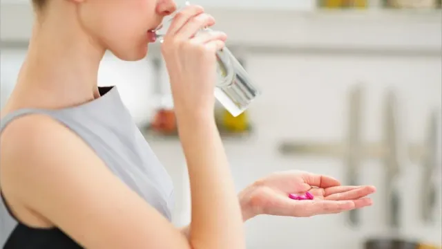 Названы витамины, которые стоит начать принимать весной