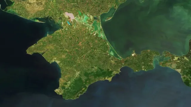 Al Jazeera: Анализ фотографий спутника показал, что ВС РФ предстоит трудная битва за Крым