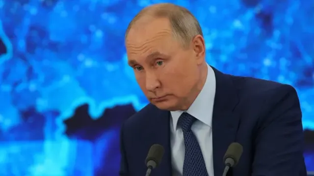 Lenta.ru: Владимир Путин ответил на вопрос, «не 37-й ли у нас год»