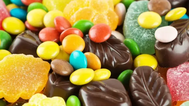Неожиданная польза конфет: почему не стоит отказывать себе в сладком