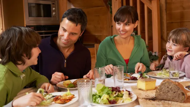 Названы простые привычки, которые помогают похудеть