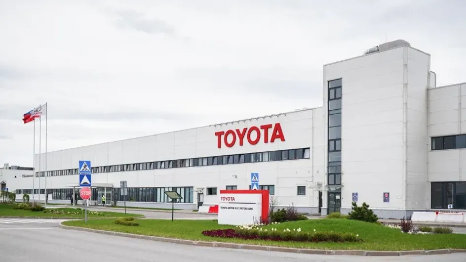 Санкт-Петербургский завод Toyota переходит в госсобственность и готовится возобновить...